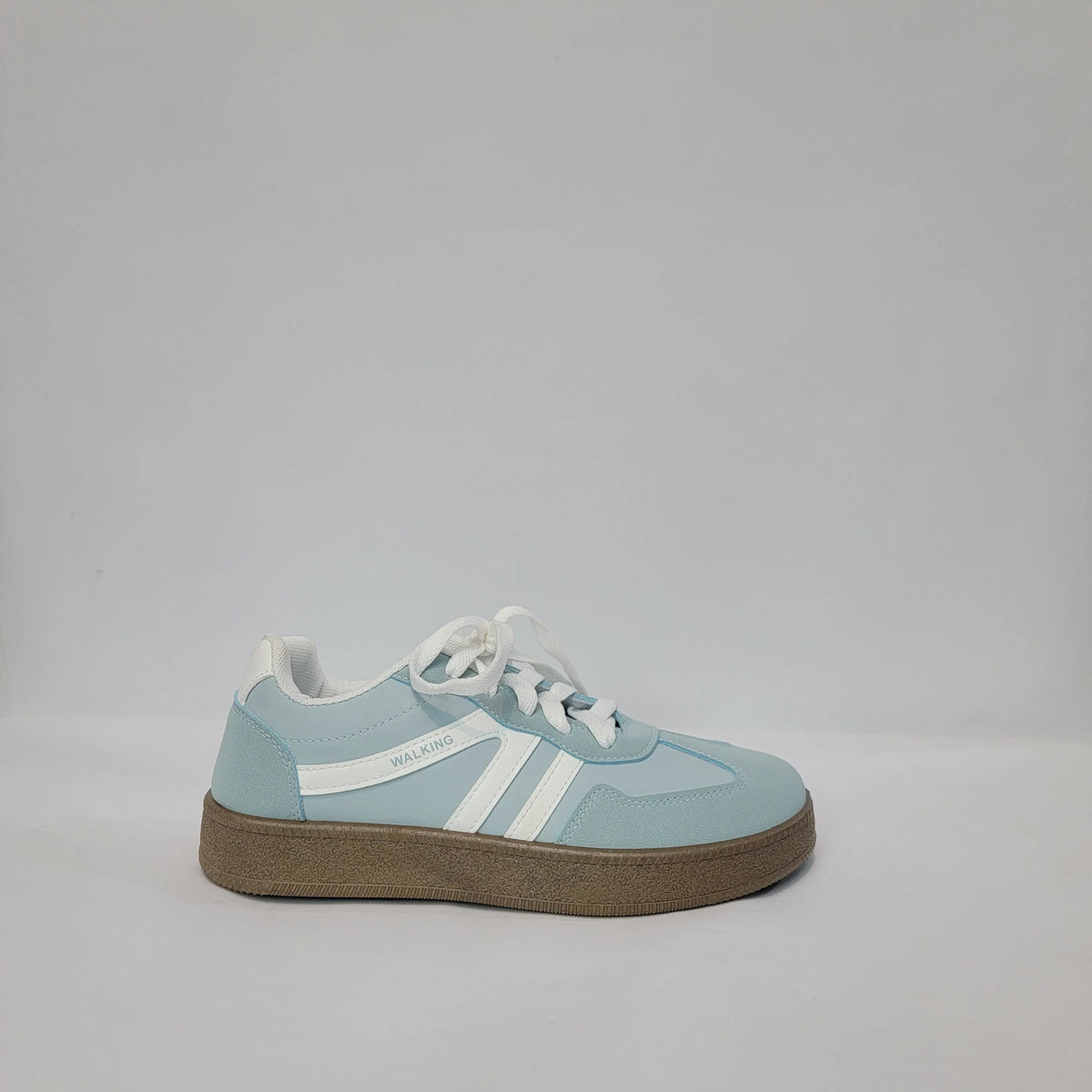 Classis Retro Sneakers 02