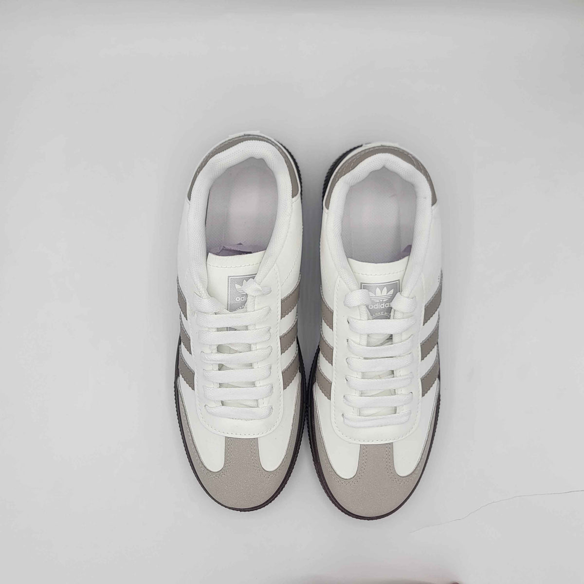 Classic Retro Streetwear Casual Sneakers