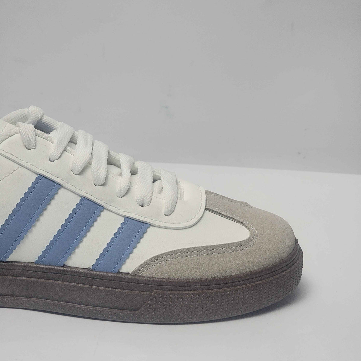 Classic Retro Streetwear Casual Sneakers