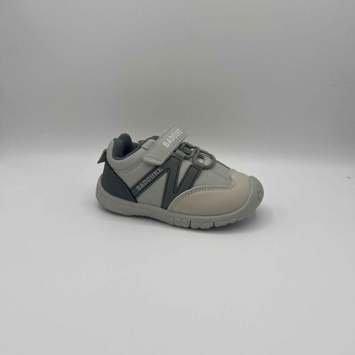 Badouke N-Logo Casual  Sneakers (HR 8)