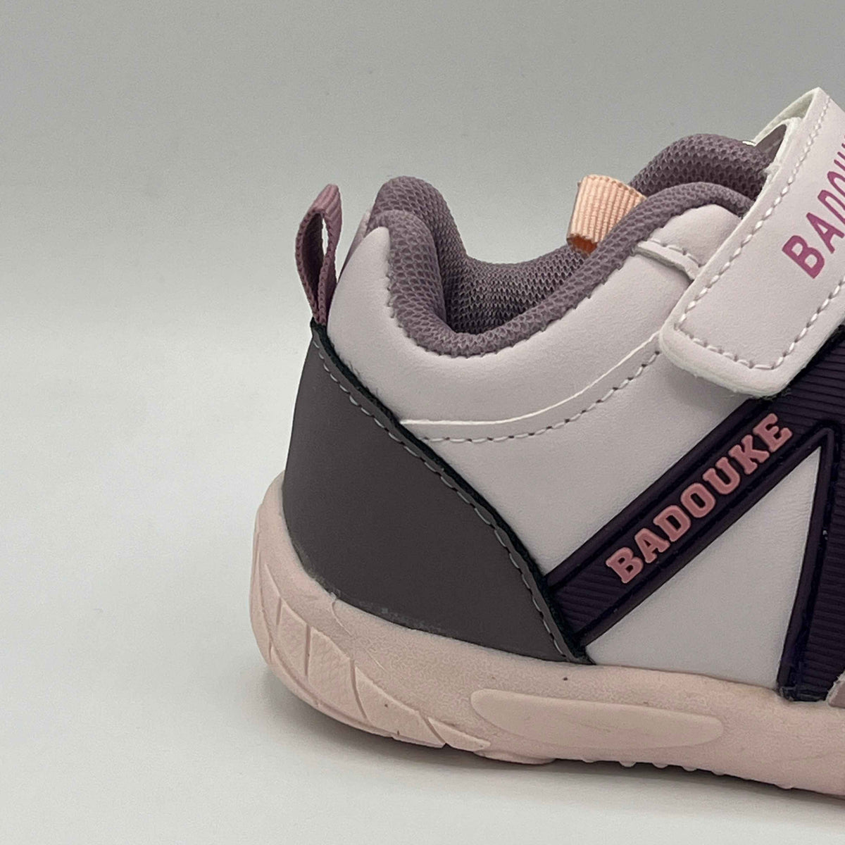 Badouke N-Logo Casual  Sneakers (HR 8)