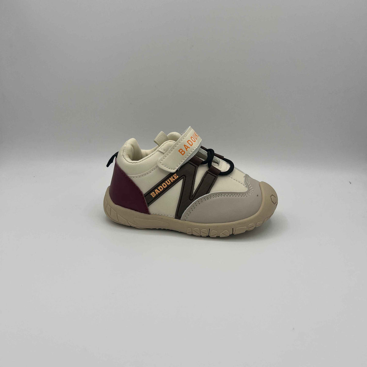 Badouke N-Logo Casual  Sneakers (HR 8)