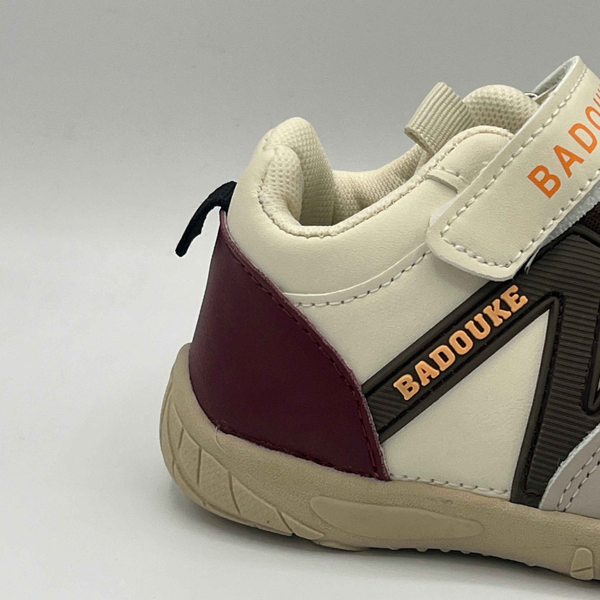 Badouke N-Logo Casual  Sneakers (HR 8)