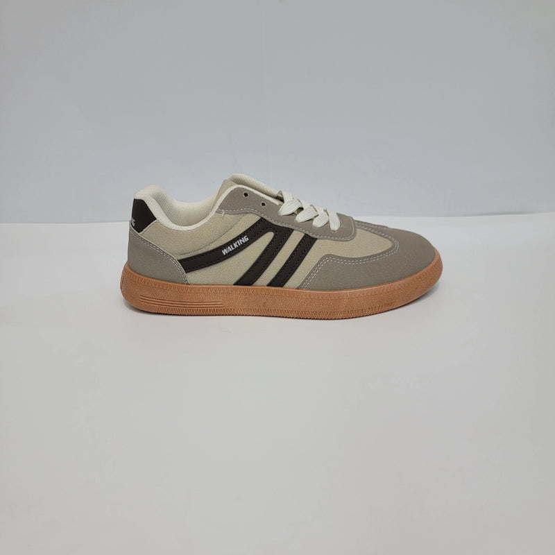 Classic Sneakers 02