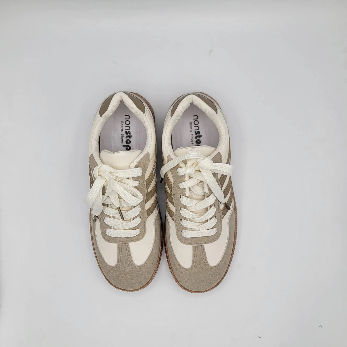 Cross B. beige classic lace-up sneaker, back view