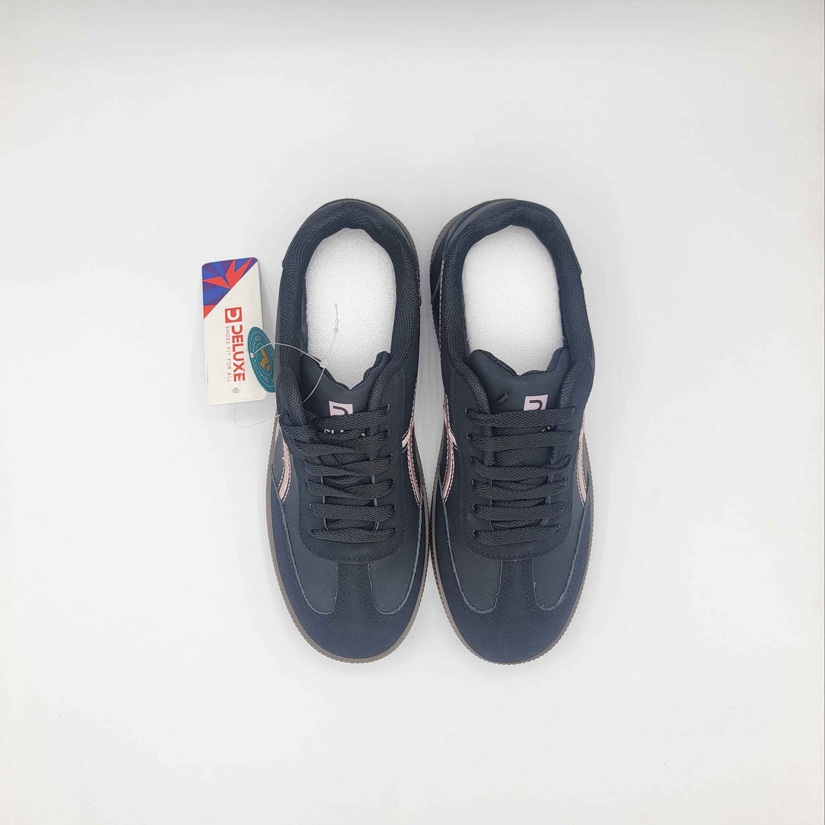 Deluxe Cross-Stripe Low-Top Runners