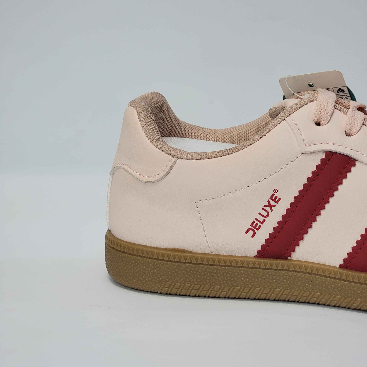 Deluxe Two-Stripe Low-Top Runners