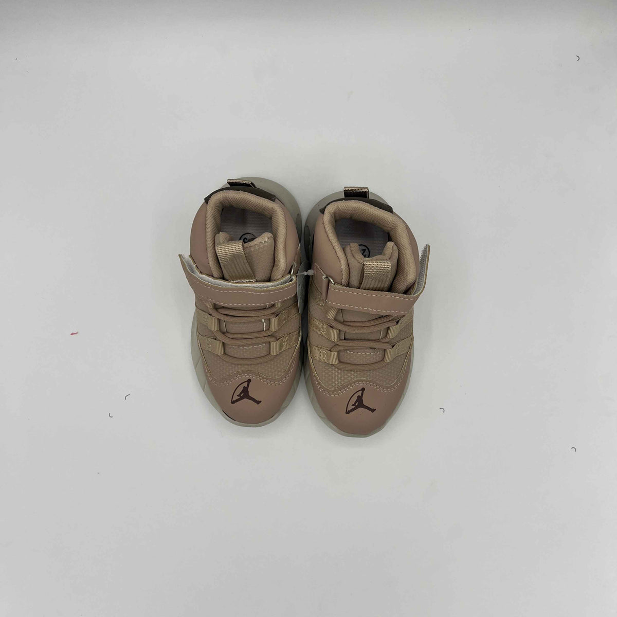 Fashion Spark Series Mid-Top Athletic Sneakers (Hlb-03)