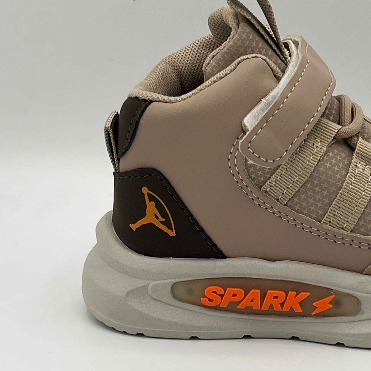 Fashion Spark Series Mid-Top Athletic Sneakers (Hlb-03)