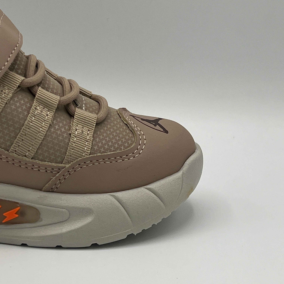 Fashion Spark Series Mid-Top Athletic Sneakers (Hlb-03)