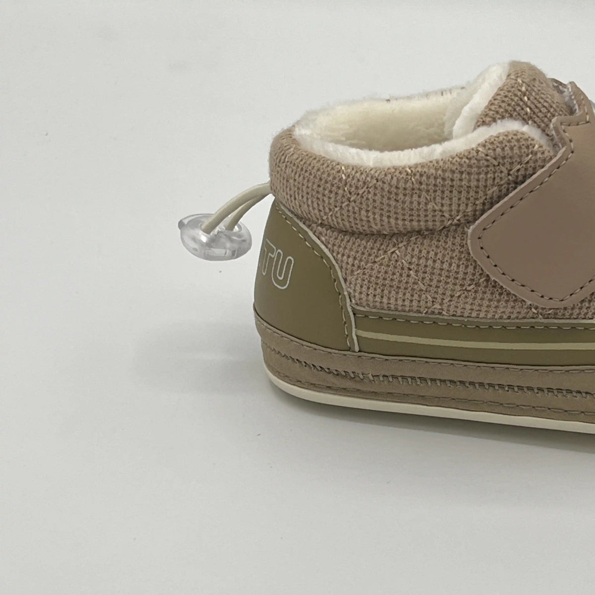 Feiertu Quilted Dog Embossed Soft Warm Crib Booties (6008)
