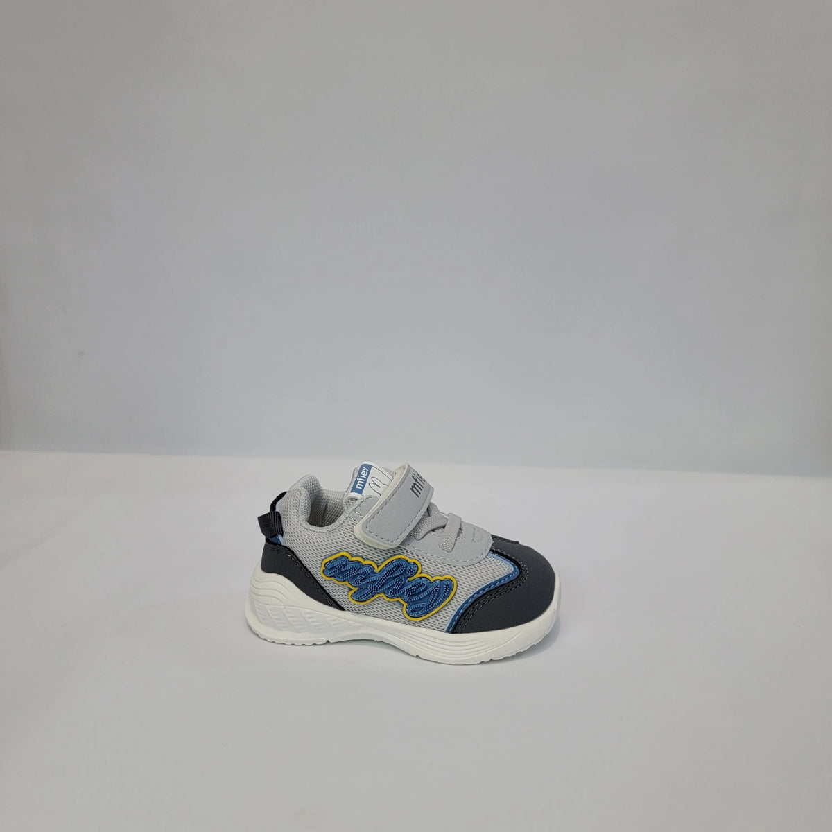 Mfiey Breathable Mesh Toddler Runners - a24022