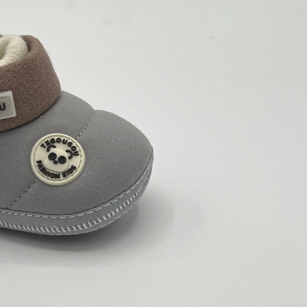 TXGGOU Bear Emblem Soft Warm Infant Booties (6611)